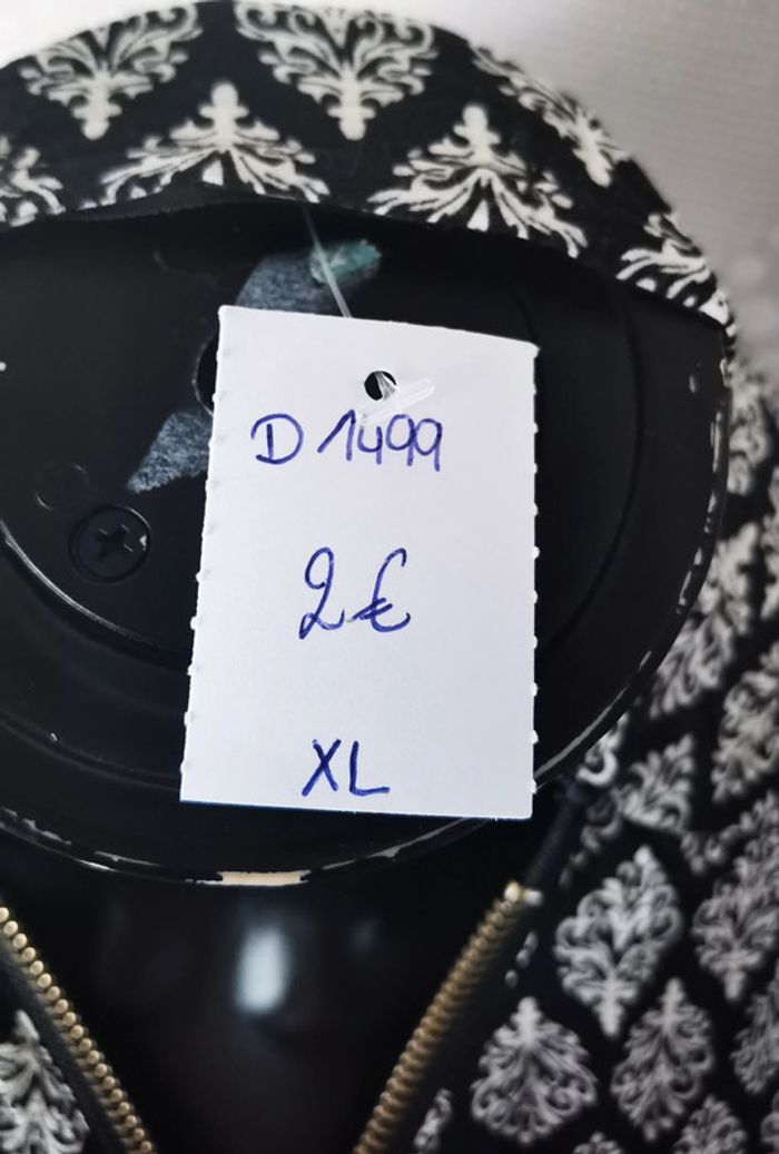 D1499 - Haut femme taille XL - photo numéro 3