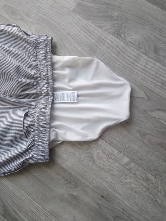 Short de bain enfant taille s - photo numéro 3