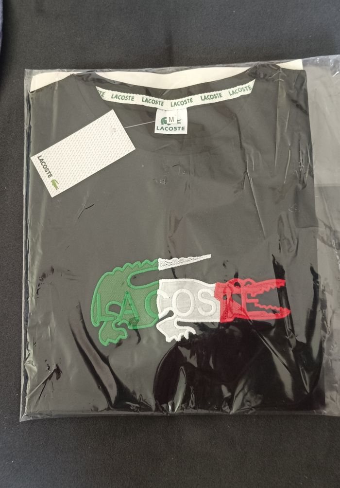 Tee shirt noir Lacoste