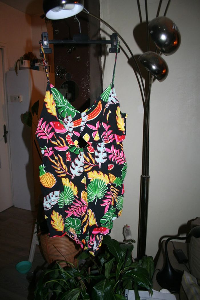 🌸combi short  sexy fleuri tropicale dos nu Taille 40 "Undiz " 🌸