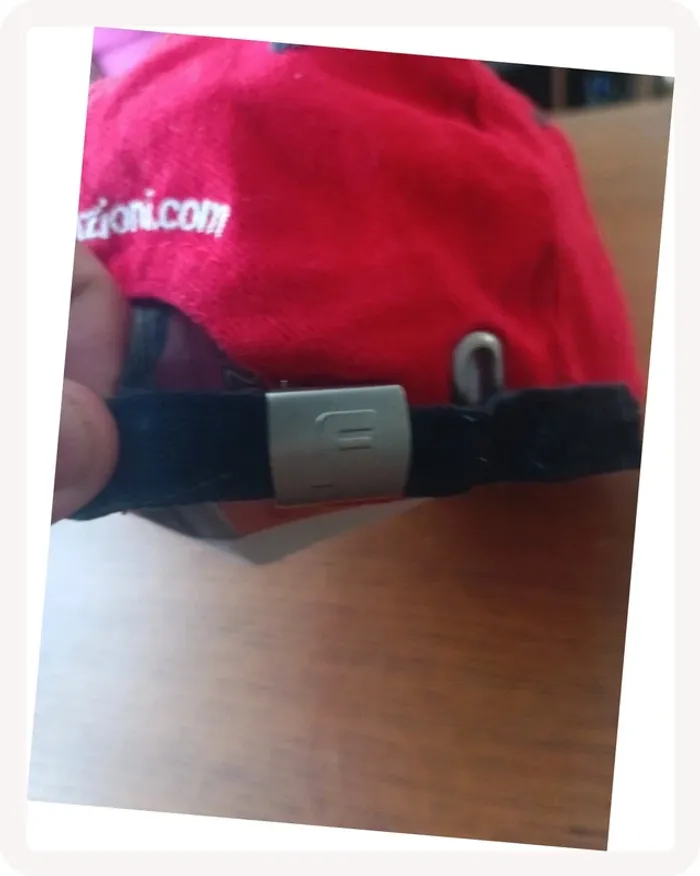 Casquette Ferrari vintage - photo numéro 3