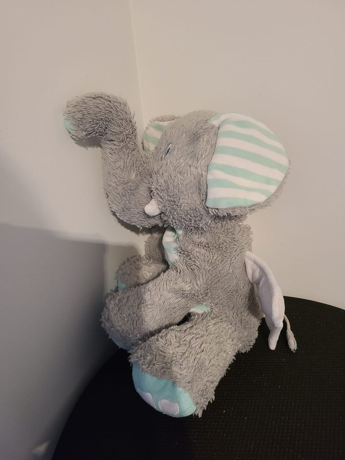 doudou éléphant