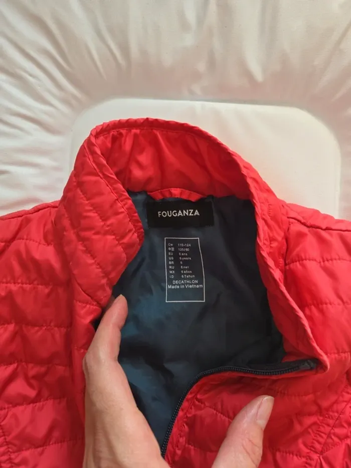 Blouson sans manche très leger taille 6 ans - photo numéro 4