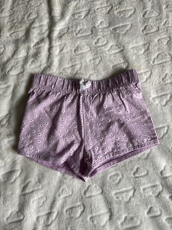 Short fille