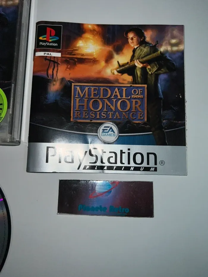 Medal Of Honor: Resistance - PS1 Complet Version Française Platinum PAL Sony - photo numéro 4
