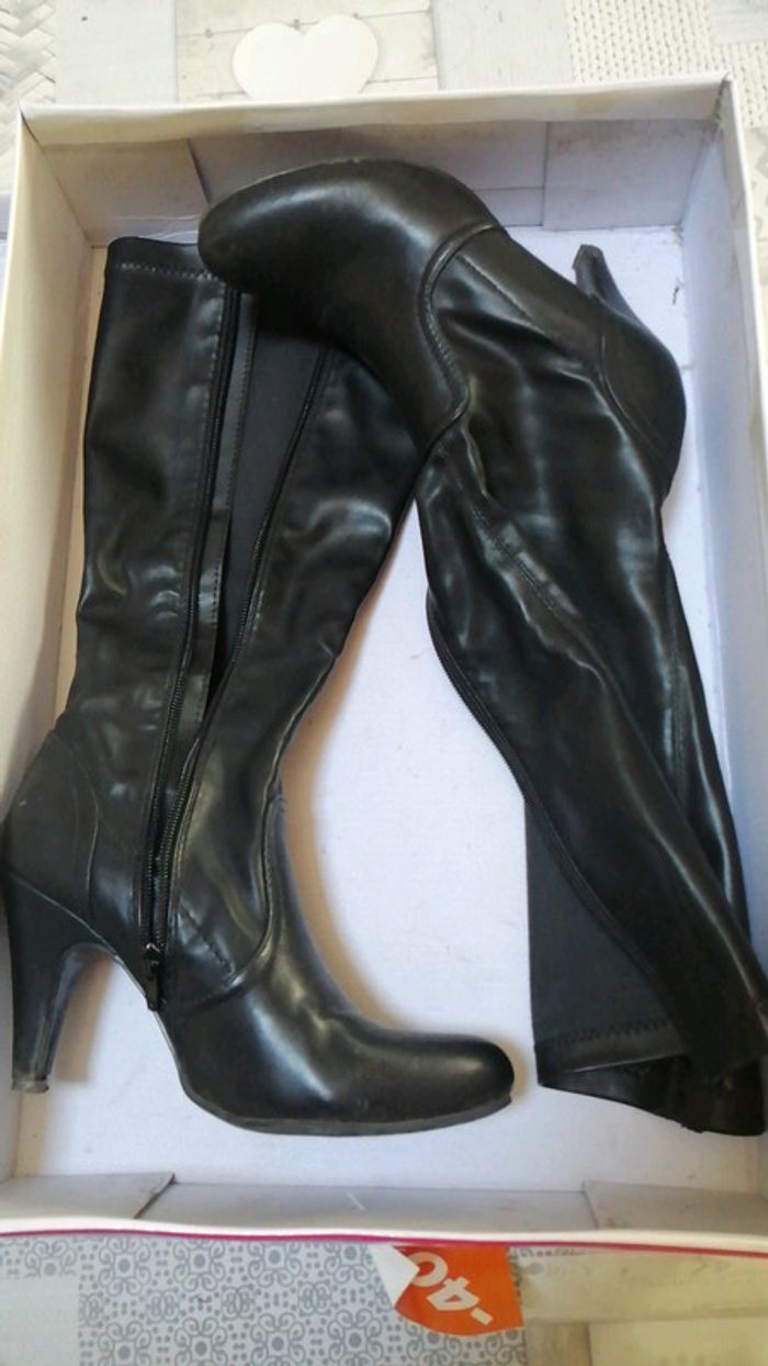 Bottes noires 38