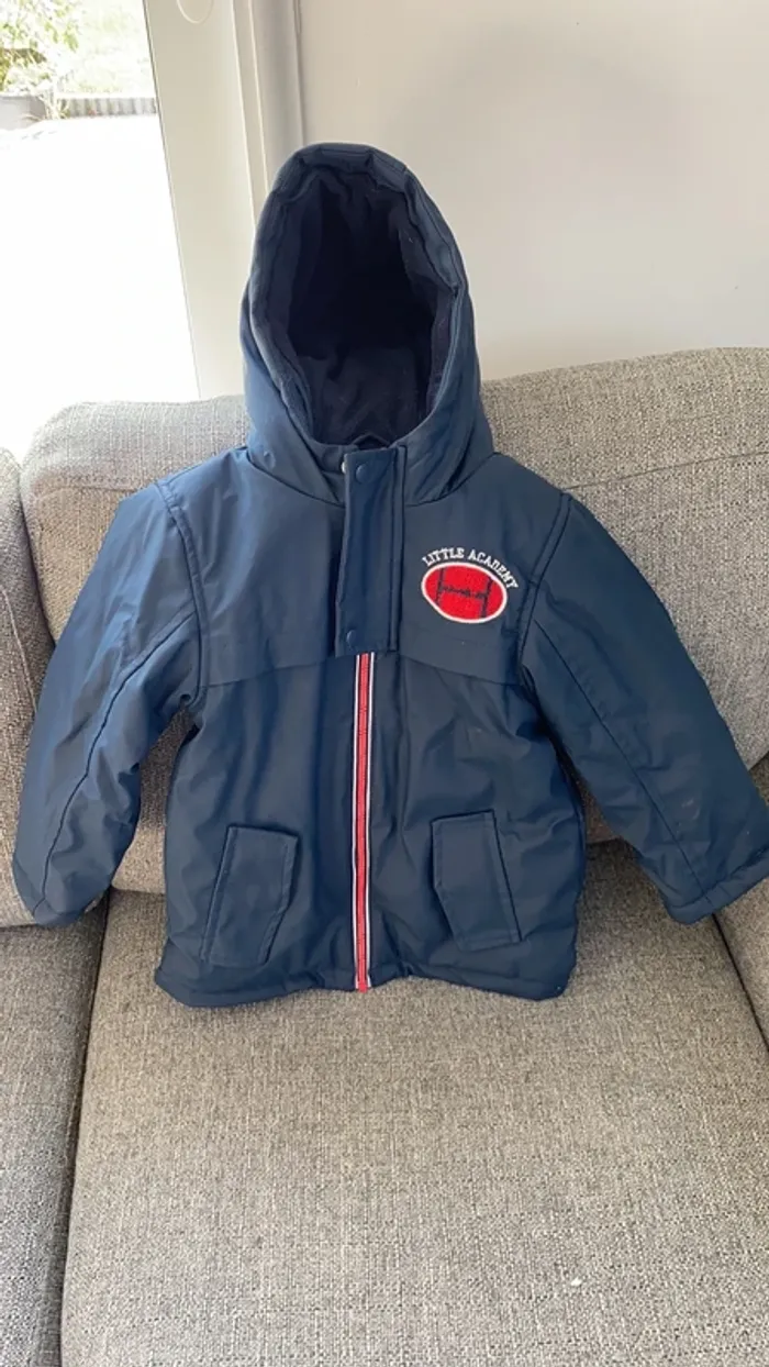 Manteau gomme avec doublure et capuche
