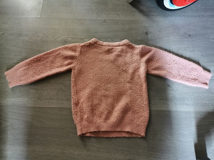 Pull licorne bouloché 3 ans - photo numéro 2