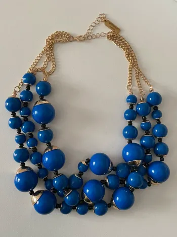 Collier perles bleu royal Week-end Max Mara