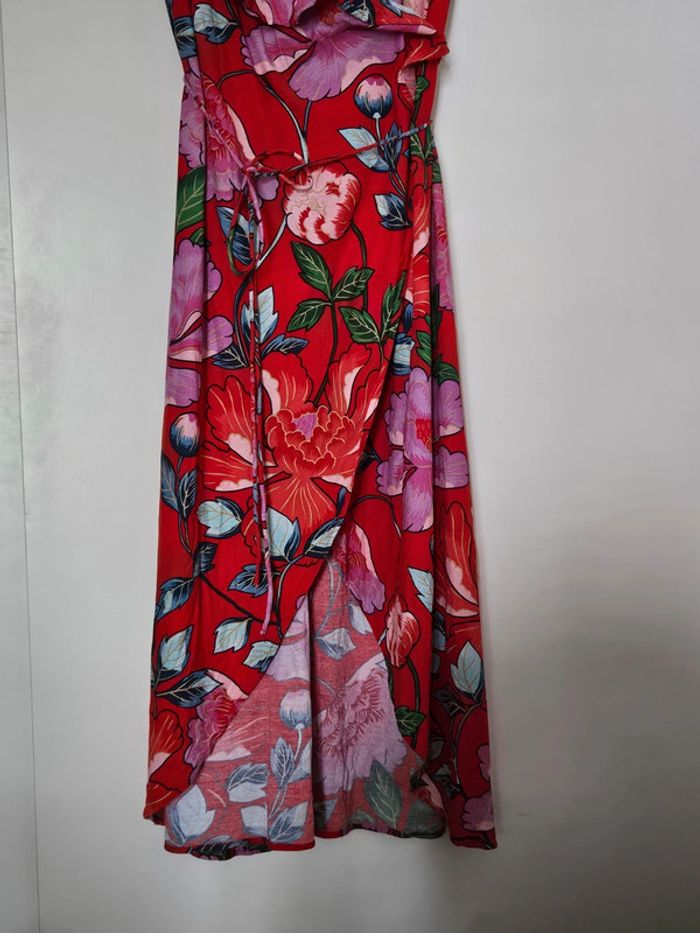 Robe longue portefeuille fleurie rouge & Other Stories - photo numéro 10