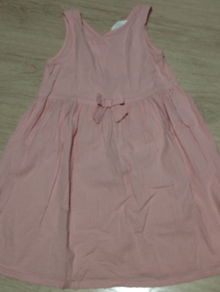 Robe rose