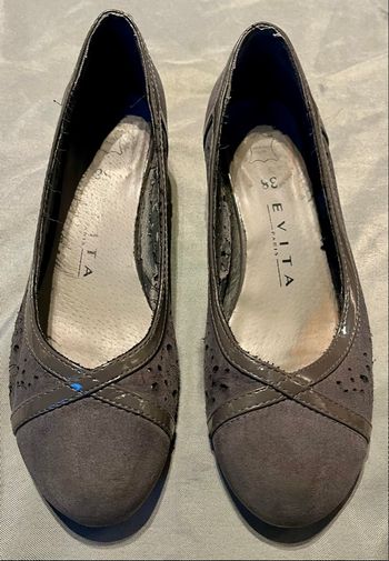Ballerines Evita Paris 38 gris suédine compensées - Bon état
