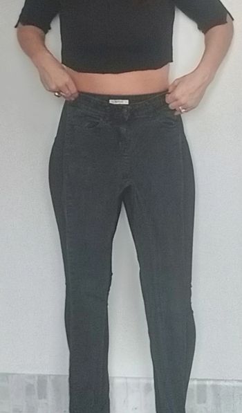 Pantalon slim skinny noir taille 34