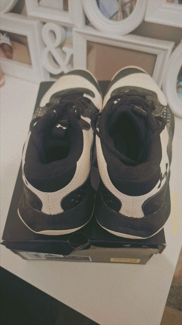 Under armour chaussure