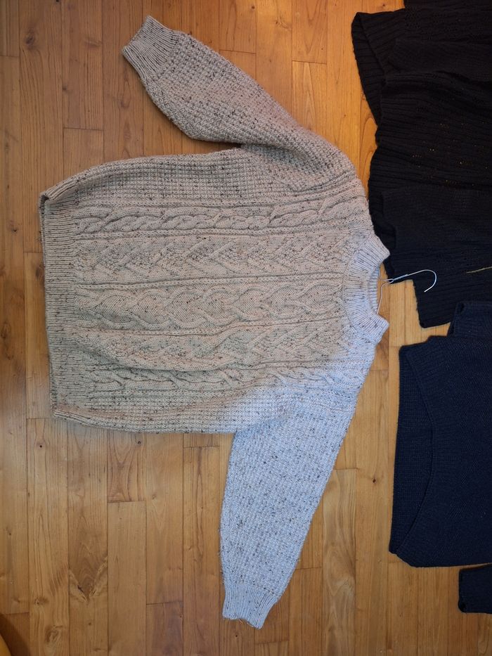 Lot 1 pull fait main un gilet long  un pull long femme taille M - photo numéro 2