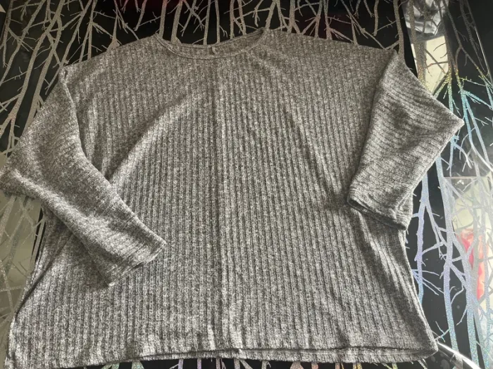 Pull fin