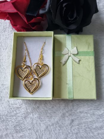 Ensemble bijoux pendentif doré