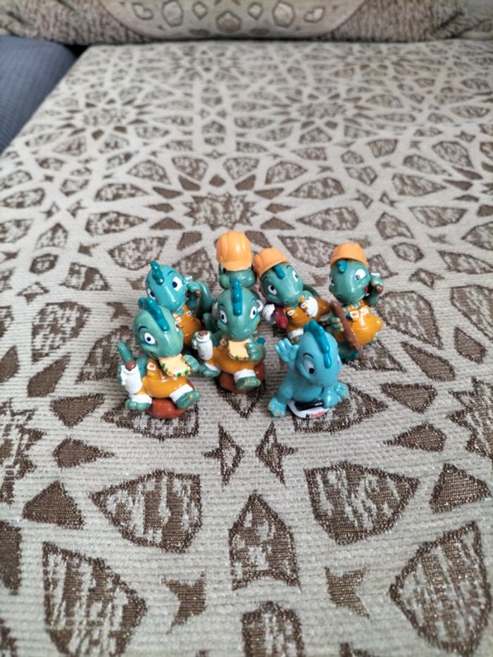 Lot figurines Kinder rare