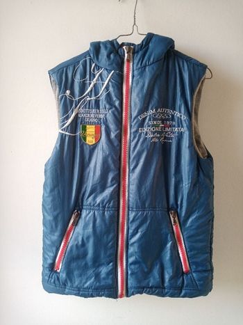 Doudoune sans manches Hlanders ItaliaTaille S  Bon état. Mesures :  tour de taille : 47 cm  Épaule à