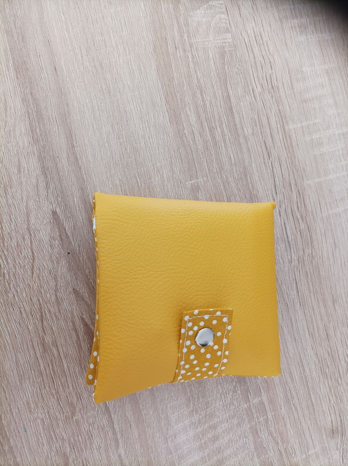 Pochette et ses lingettes - photo numéro 3