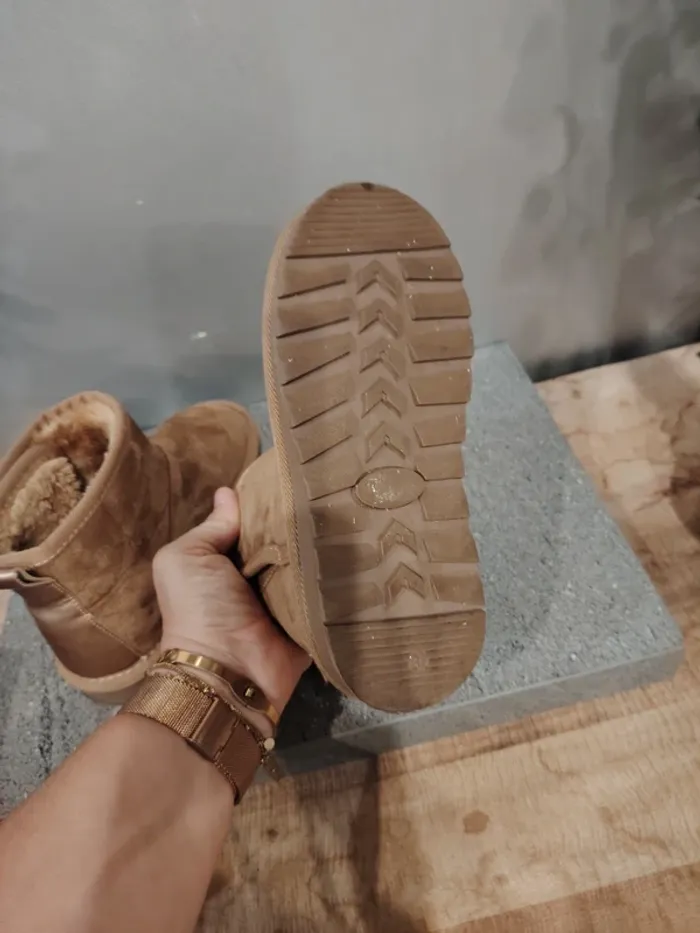 Bottines suédine camel fille pointure 31 tbe - photo numéro 8