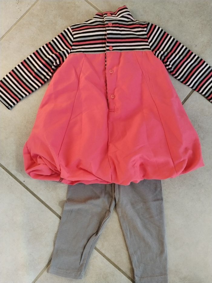 Robe et legging, taille 12 mois - photo numéro 2