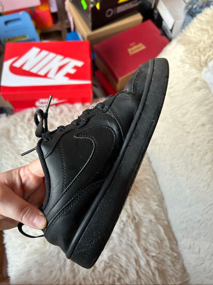 Baskets noire Nike - photo numéro 4