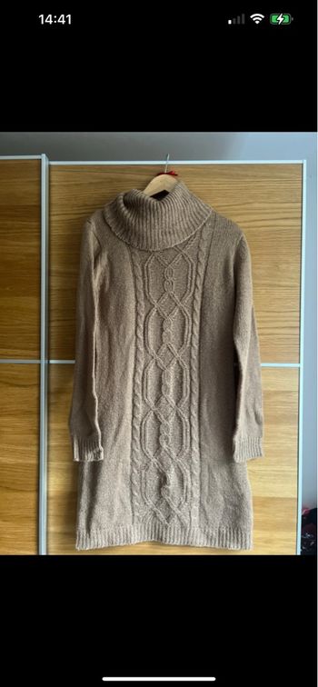 Robe pull in extenso