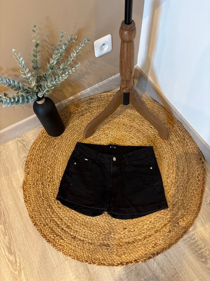 Short femme Jennyfer taille 36