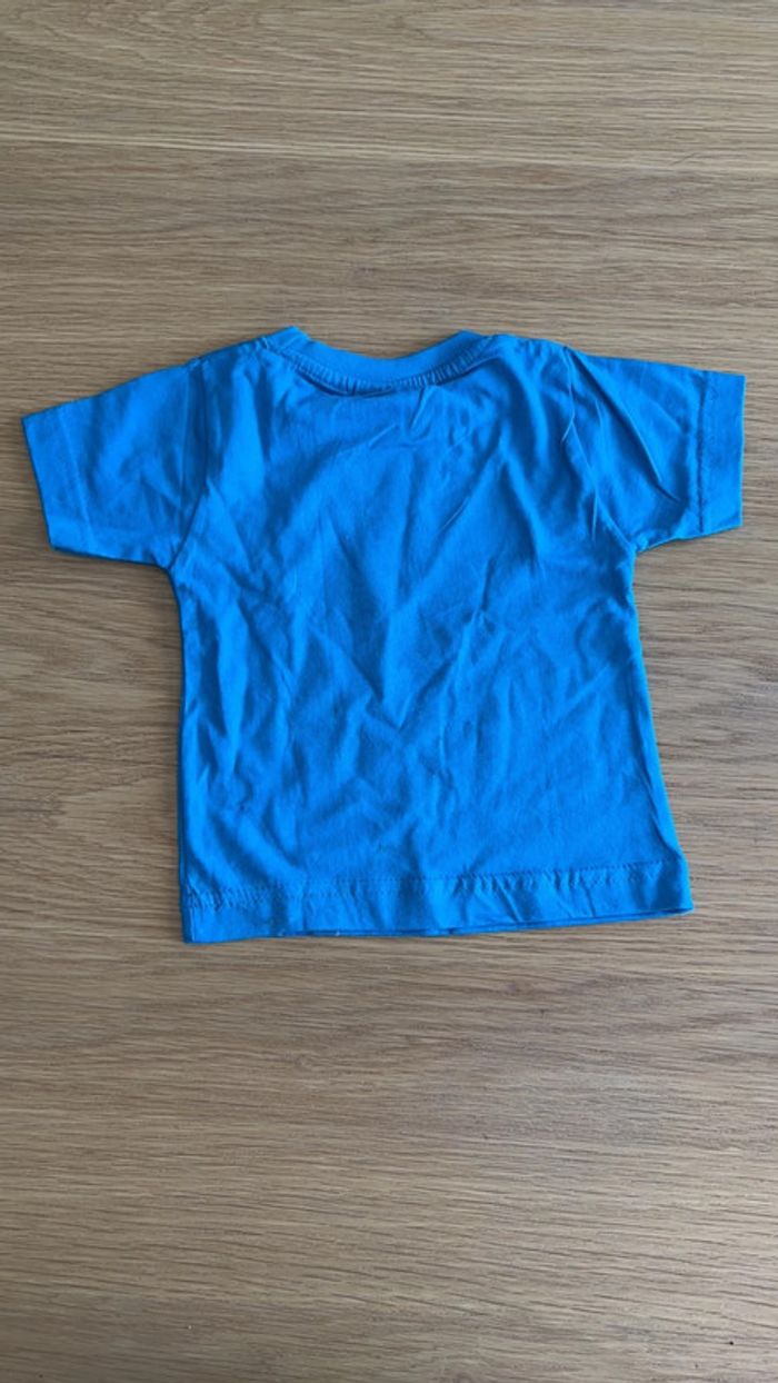 T shirt neuf - photo numéro 3