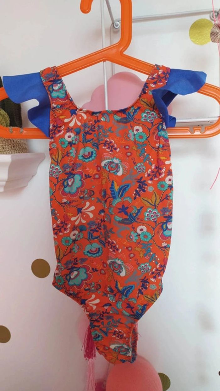 Maillot de bain cousu main taille 4 ans en liberty lycra Mabelle - photo numéro 2