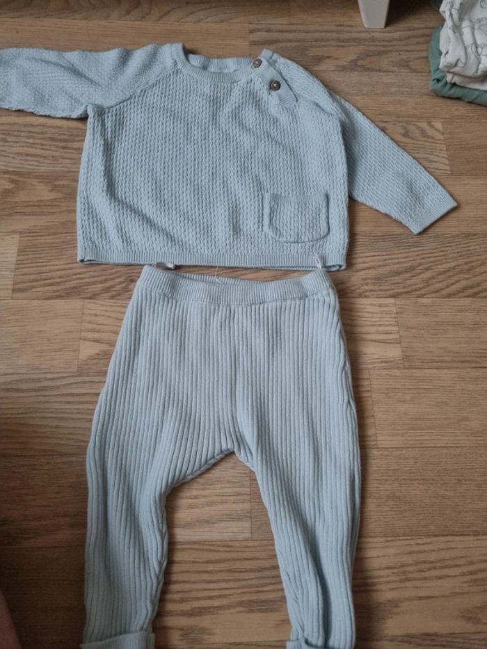 Ensemble laine 9 mois