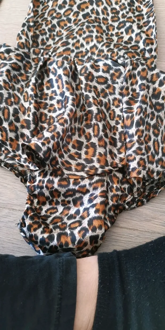 Robe dos nu effet soie 6 mois - photo numéro 3
