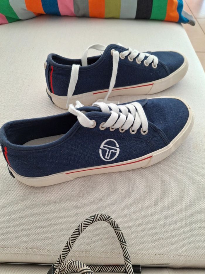 Tennis marine T 37 « Sergio Tacchini » porte une fois MIXTE