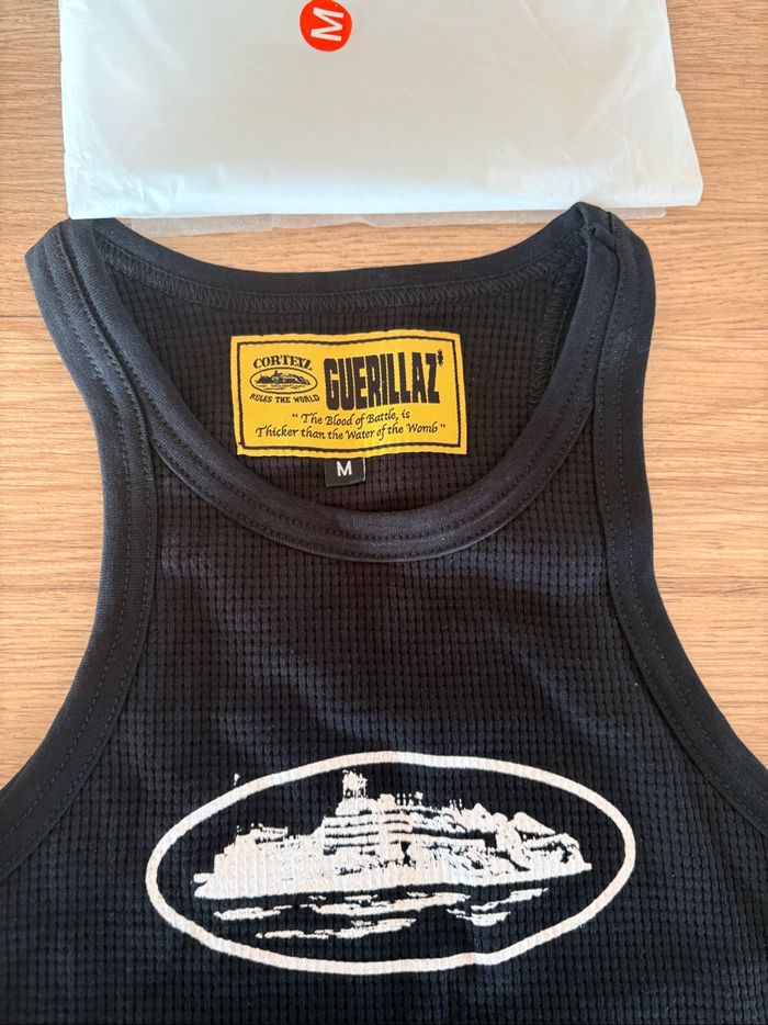 Crop top noir Corteiz