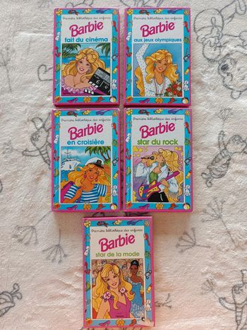 5 livres Barbie