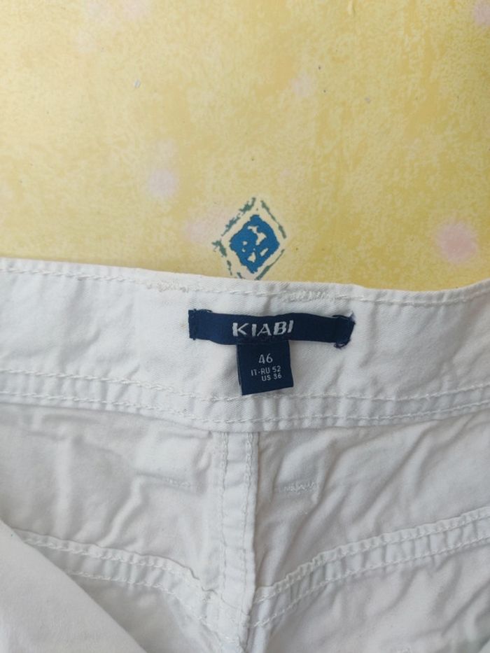 Short / Bermuda blanc Kiabi boutons - photo numéro 2