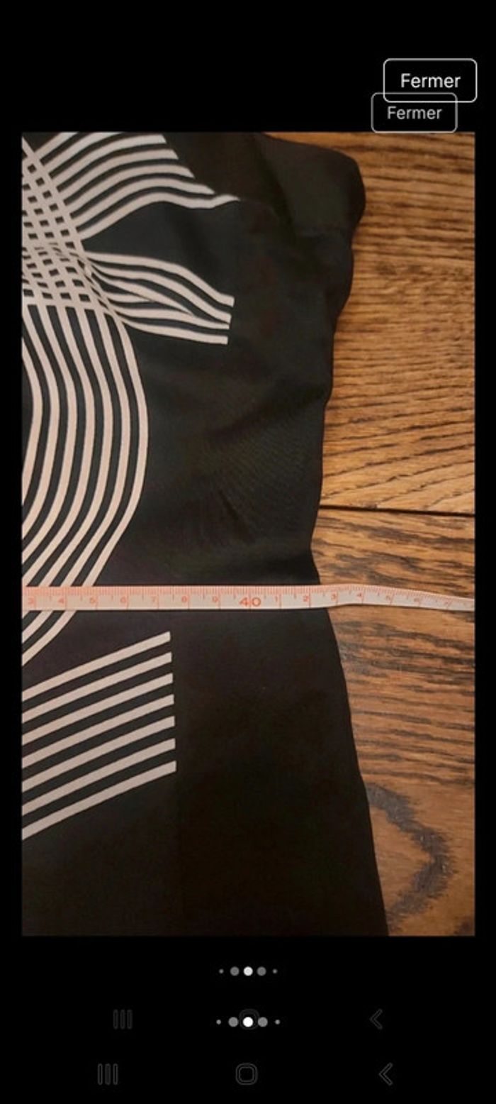 Jolie Robe Desigual fond Noir eur 42 - photo numéro 14