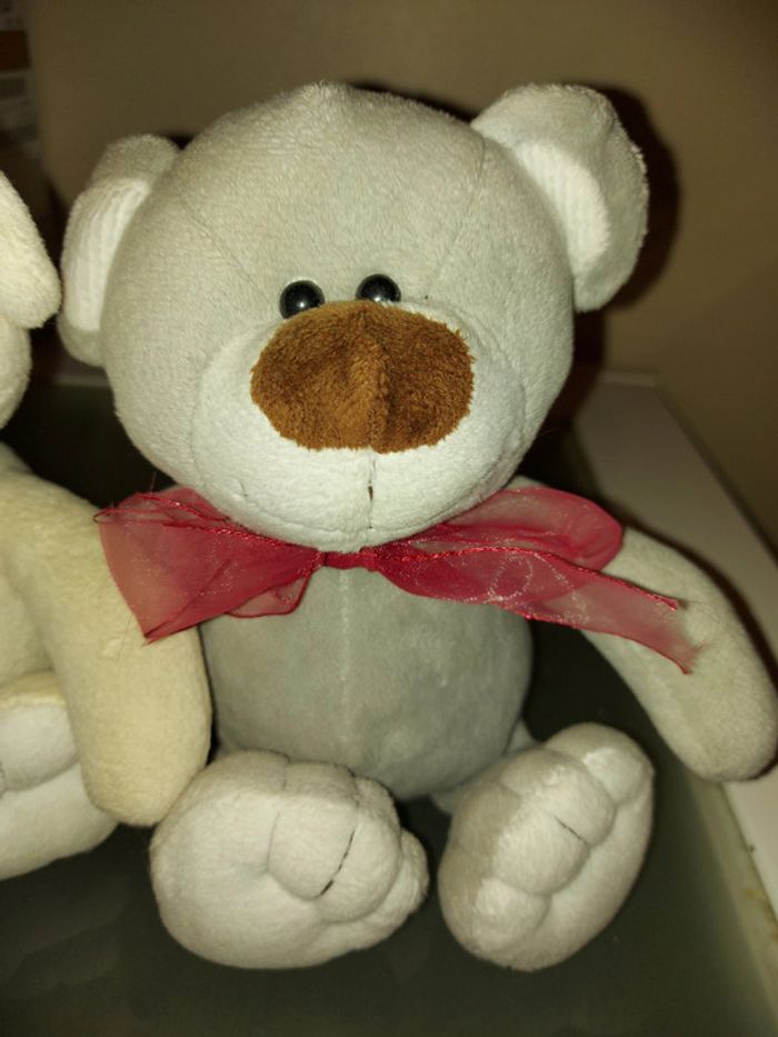 Couplé d'ours en peluche - photo numéro 2