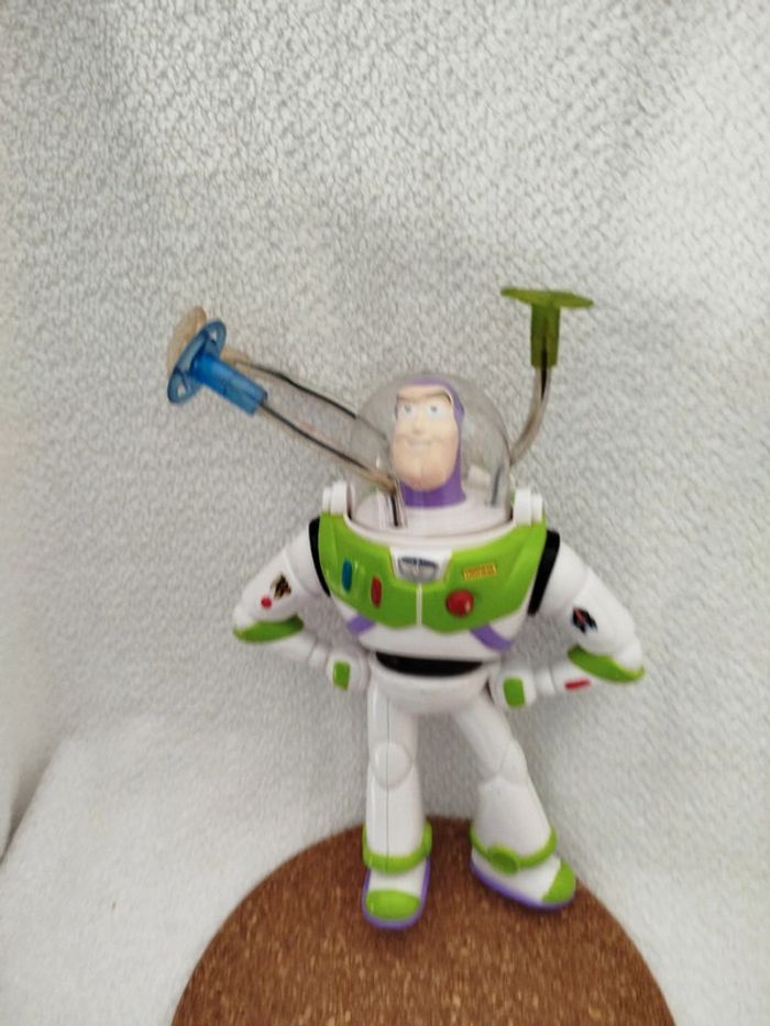 Figurine Buzz l'éclair - photo numéro 2