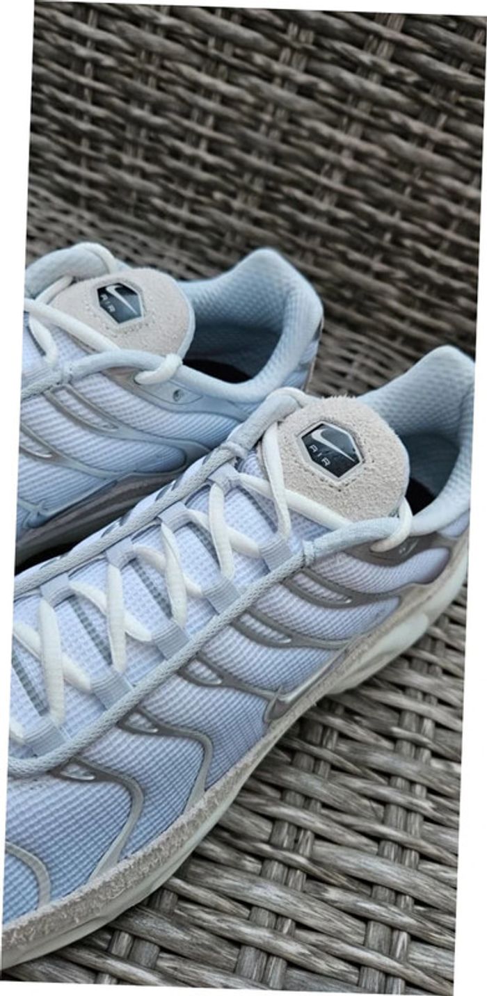 Nike Air Max Plus Platinum Silver - photo numéro 4