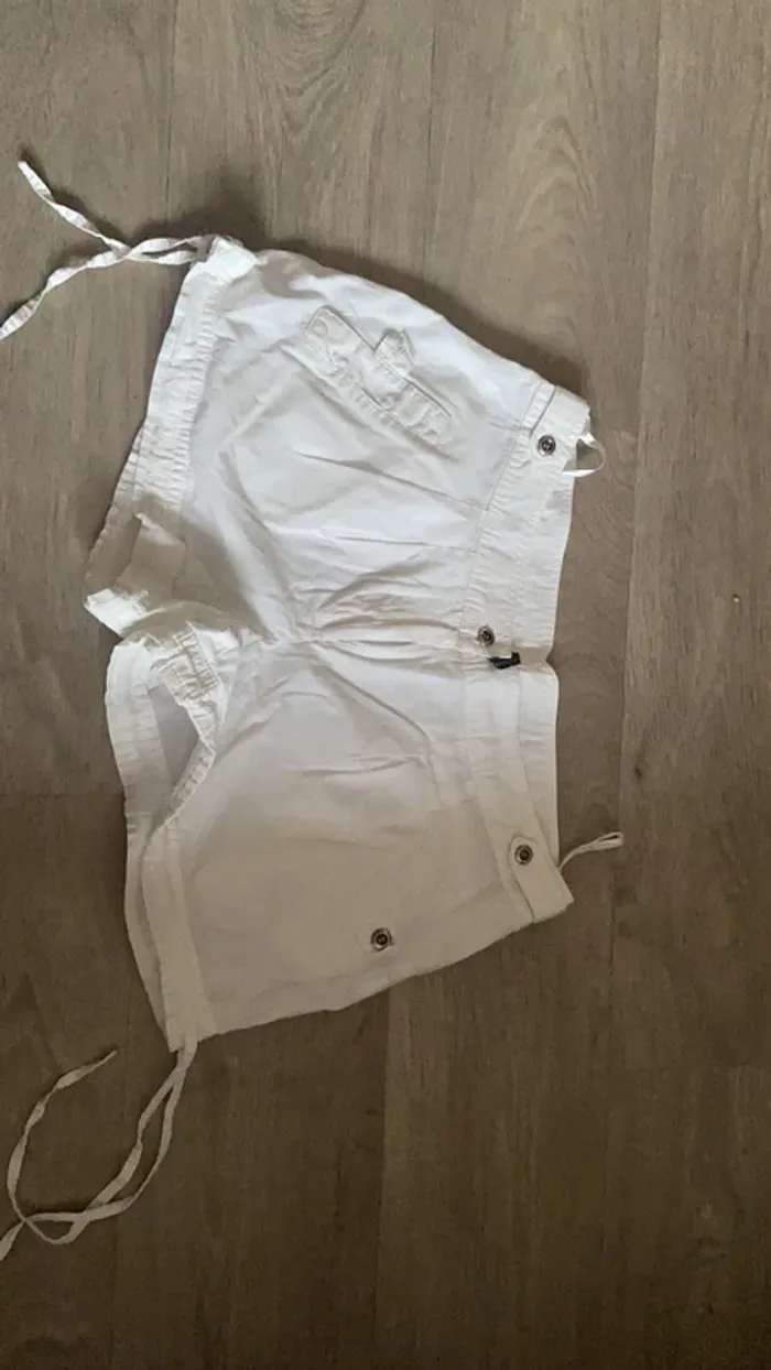Short nafnaf