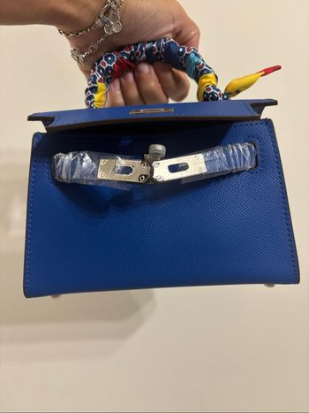 Mini  Kelly 19 neuf et foulard offert