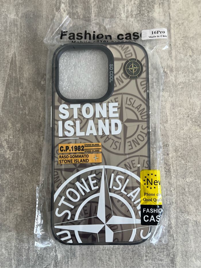Coque stone ISLAND pour iPhone 16 Pro