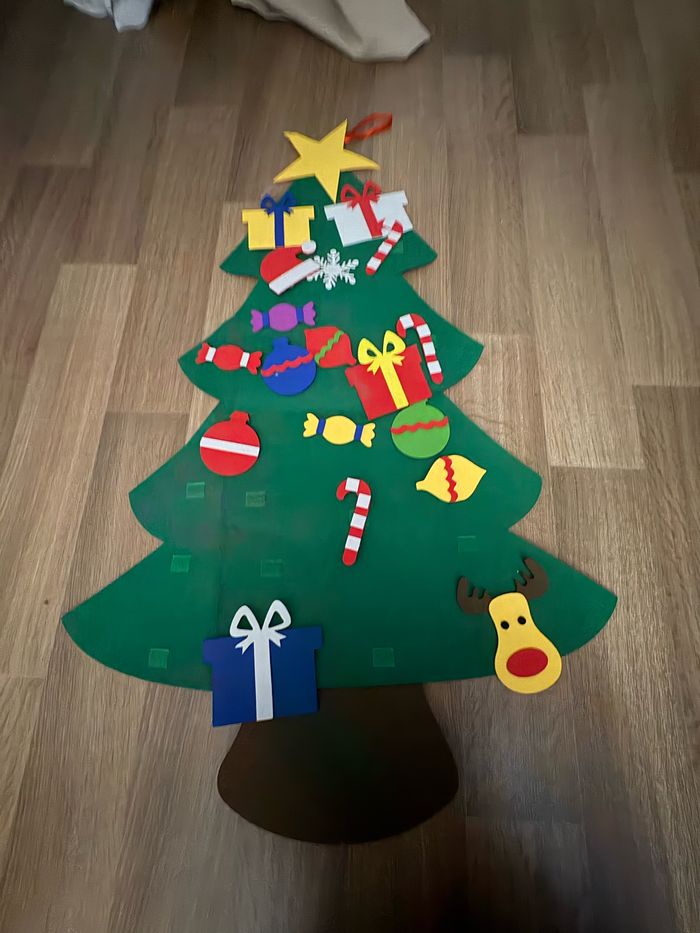 Jeu d’éveil scratch sapin de noël