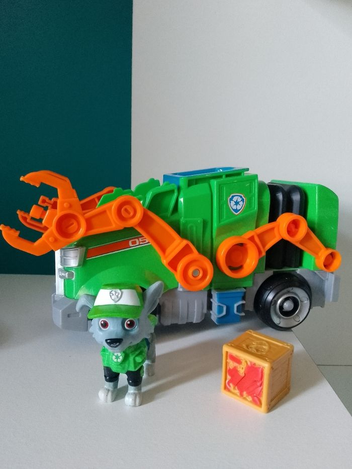 Camion Rocky