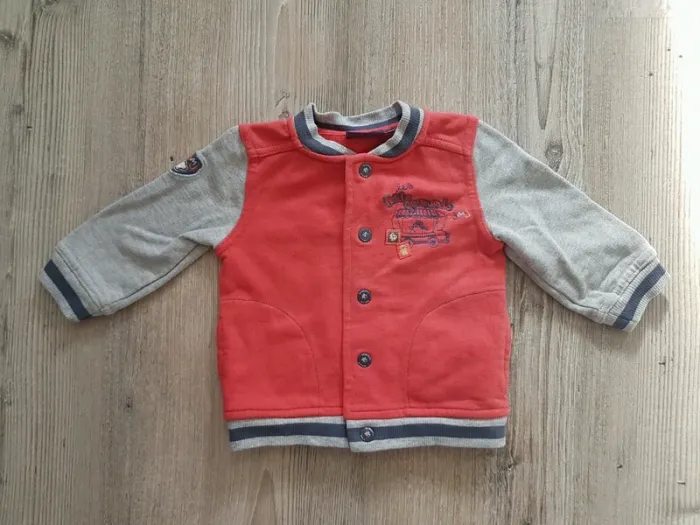 Veste fine Sergent Major 6 mois.