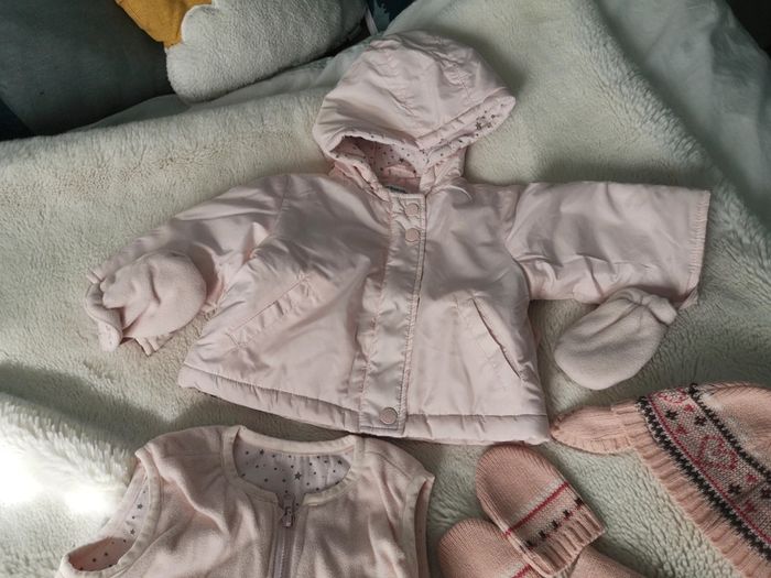 Combi pilote bébé rose poudré et bonnet gants écharpe - photo numéro 3