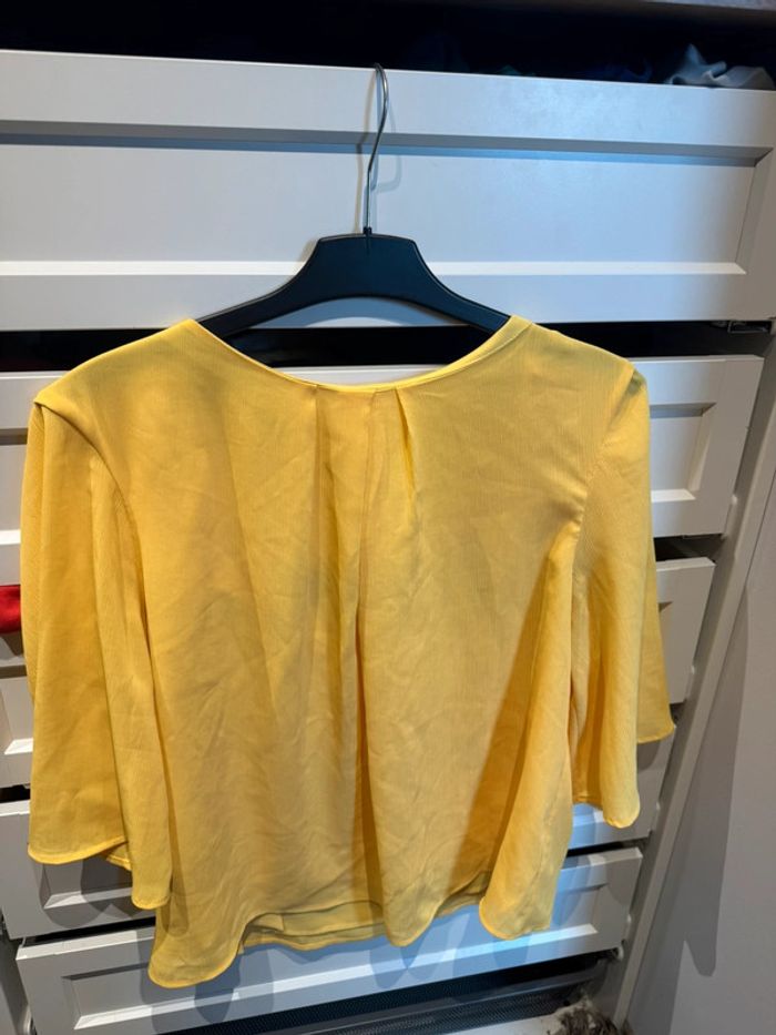haut jaune - photo numéro 2
