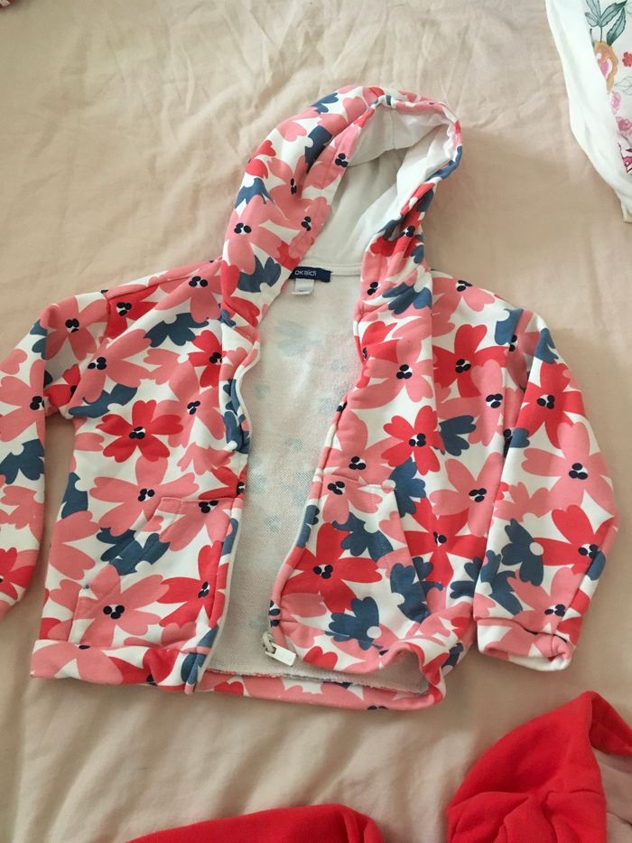 Lot sweat et gilets 3 ans